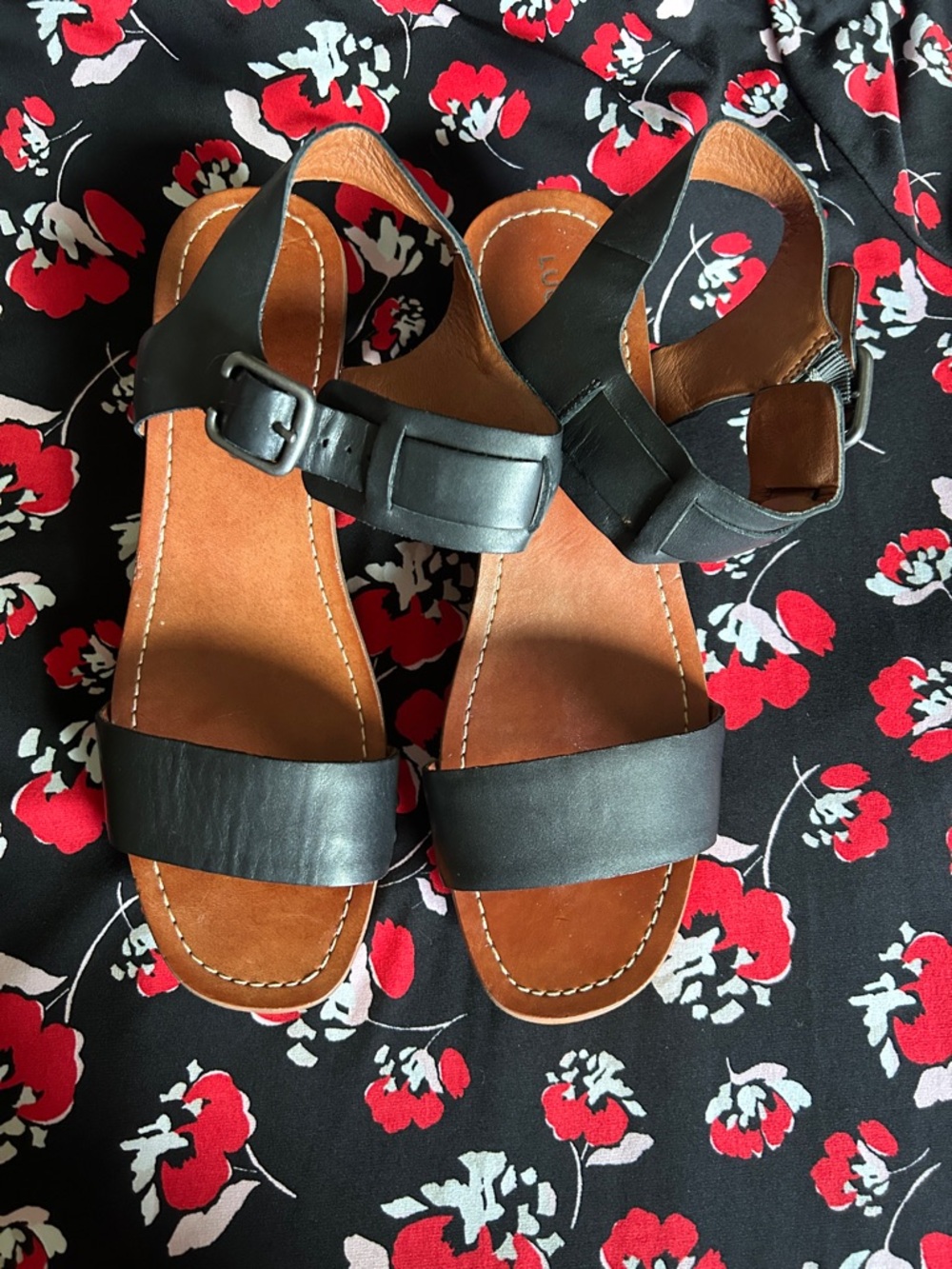 Lucky Brand Black Leather Ankle-Strap Sandals. Size 8